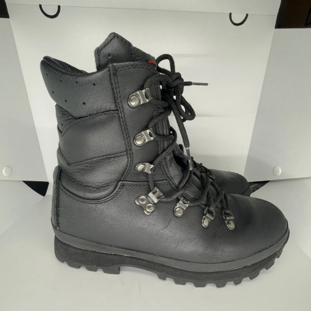 Altberg Defender Combat High Liability Boots Women’s 6M-UK 8-US